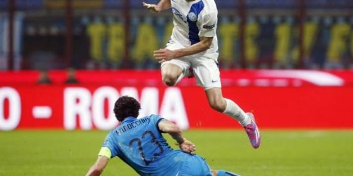  国际米兰门将低级失误导致欧联资格生变  