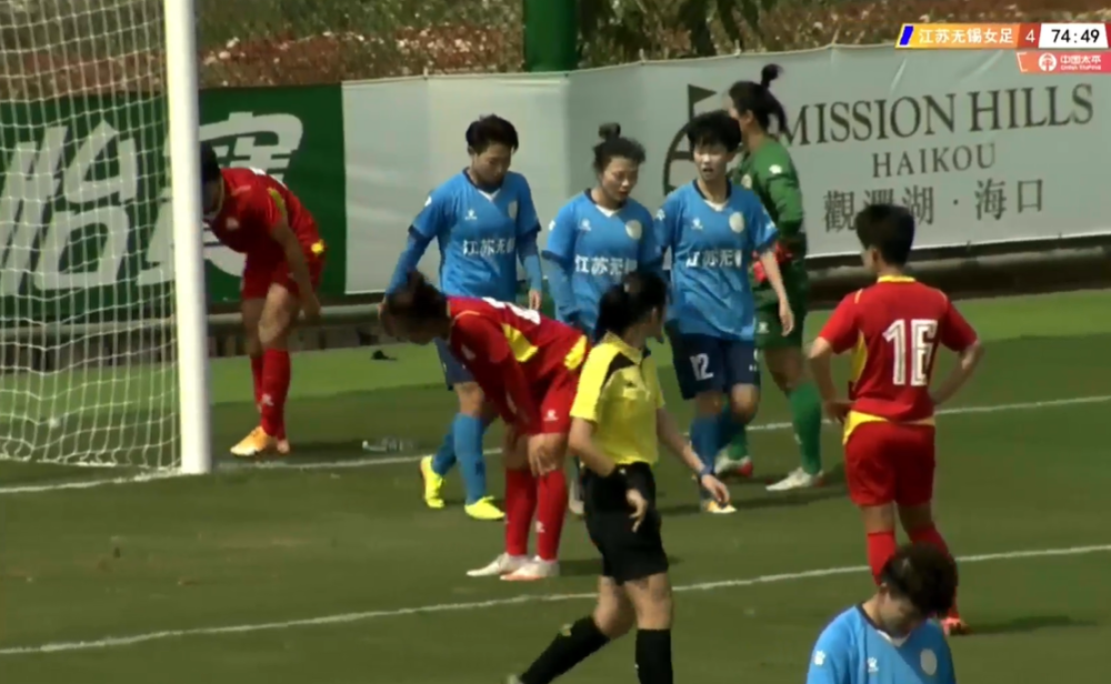  柏林赫塔后防失误连连遭遇三连败打击