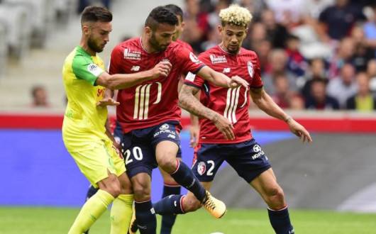  里昂锋线全面爆发，五球横扫斯特拉斯堡登顶积分榜