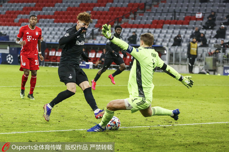  沃尔夫斯堡定位球战术奏效，头槌破门锁定胜局